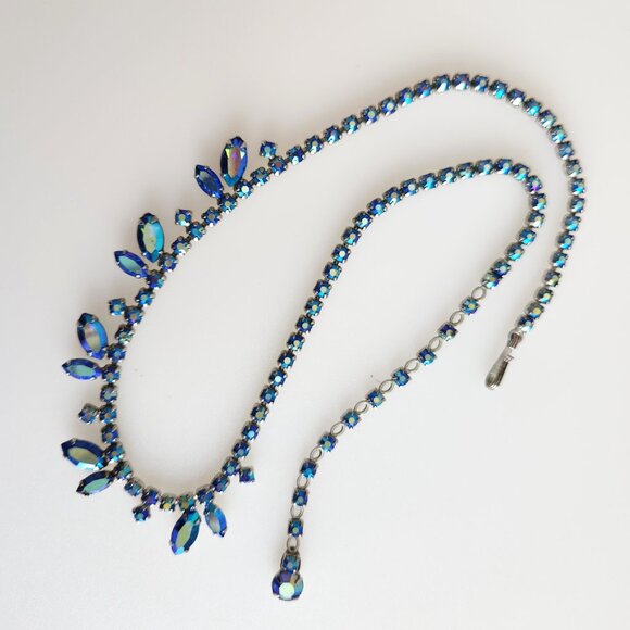1960 –SHERMAN VINTAGE SPARKLING NECKLACE DECORATED WITH AB BLUE CRYSTALS. - Picture 4 of 9
